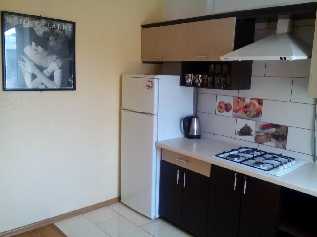 Apartament Залізнична 49 "Хочу Цю!" Iwano-Frankiwsk Pokój zdjęcie