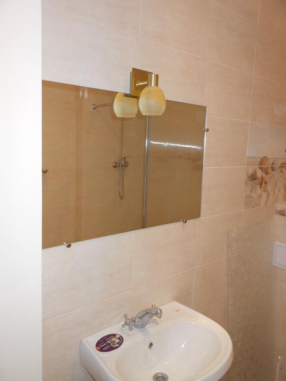 Apartament Залізнична 49 "Хочу Цю!" Iwano-Frankiwsk Pokój zdjęcie