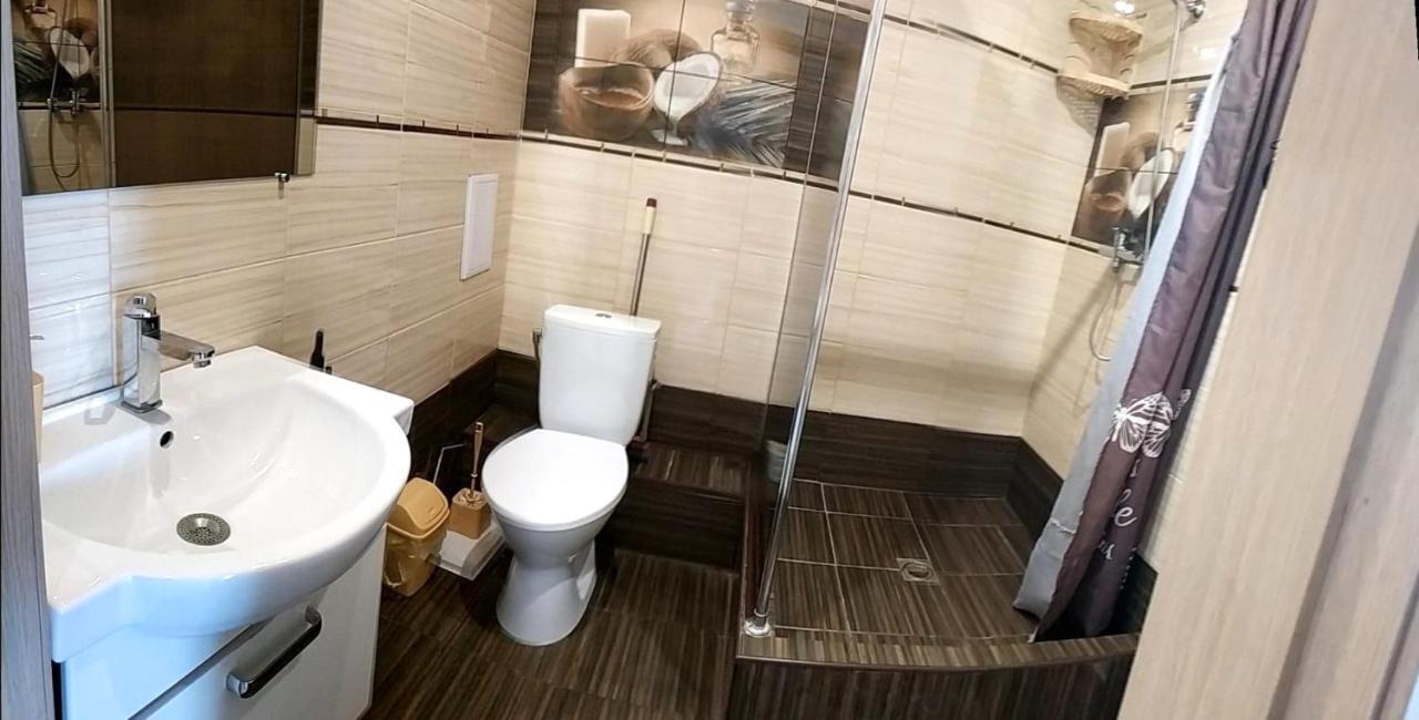 Apartament Залізнична 49 "Хочу Цю!" Iwano-Frankiwsk Zewnętrze zdjęcie